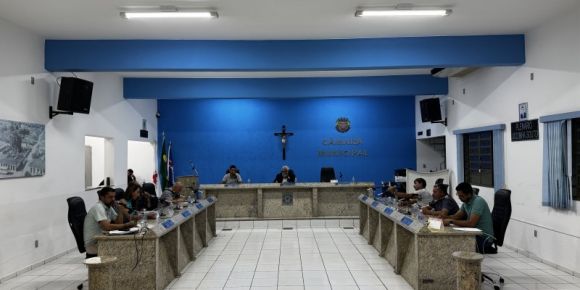 Câmara Municipal de Lagoa Formosa realiza 32ª Reunião Ordinária de 2024