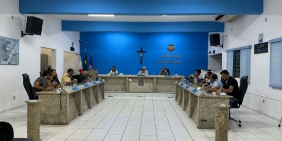 Câmara Municipal de Lagoa Formosa realiza 12ª Reunião de 2024